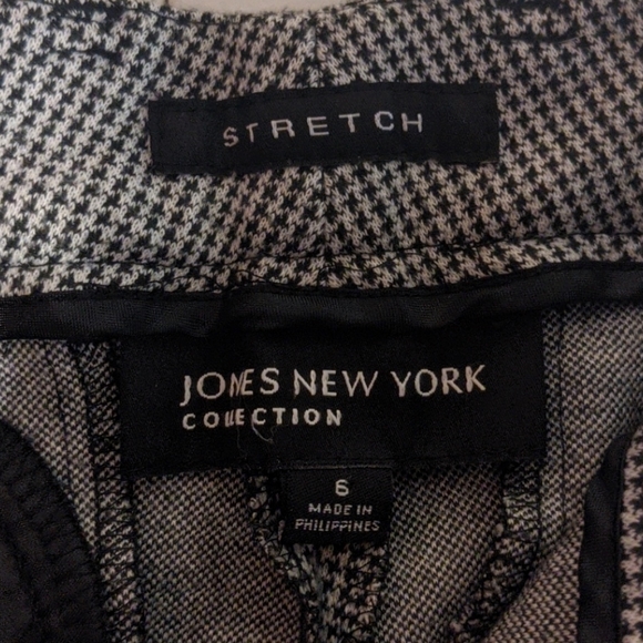 Jones NY plaid slacks, size 6 - Picture 4 of 4